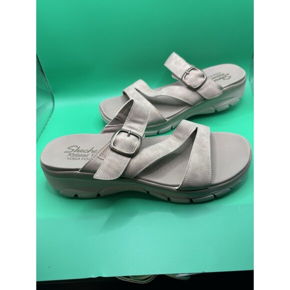 Skechers Women's Easy Going - Slides Sandals Relaxed Yoga Foam Fit Sz 8.5 Taupe - Picture 9 of 9